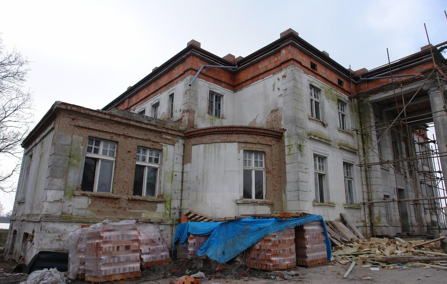 Prace budowlane w trakcie