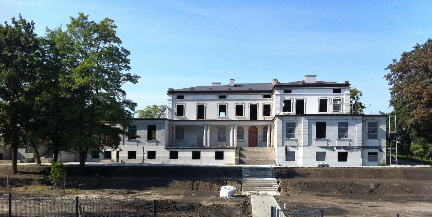 Elewacja od strony jeziora