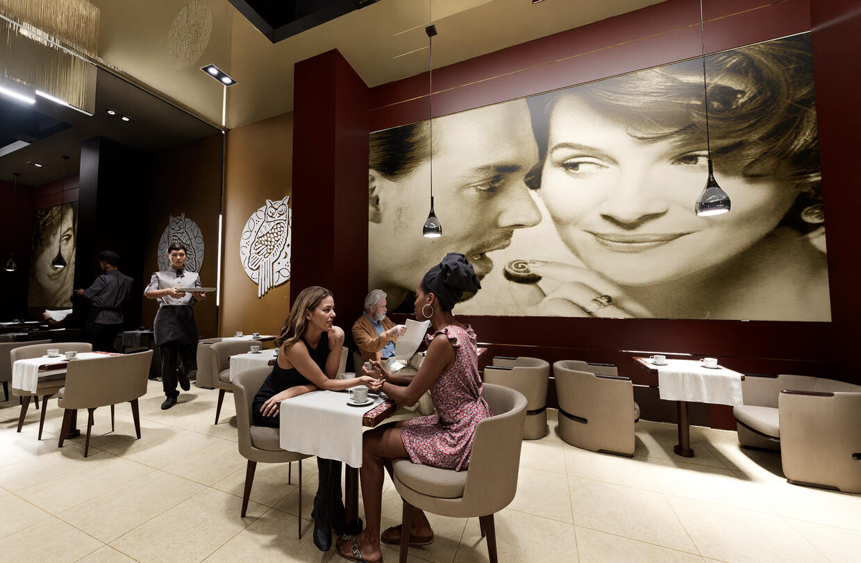 Cukiernia Sowa Wnętrze